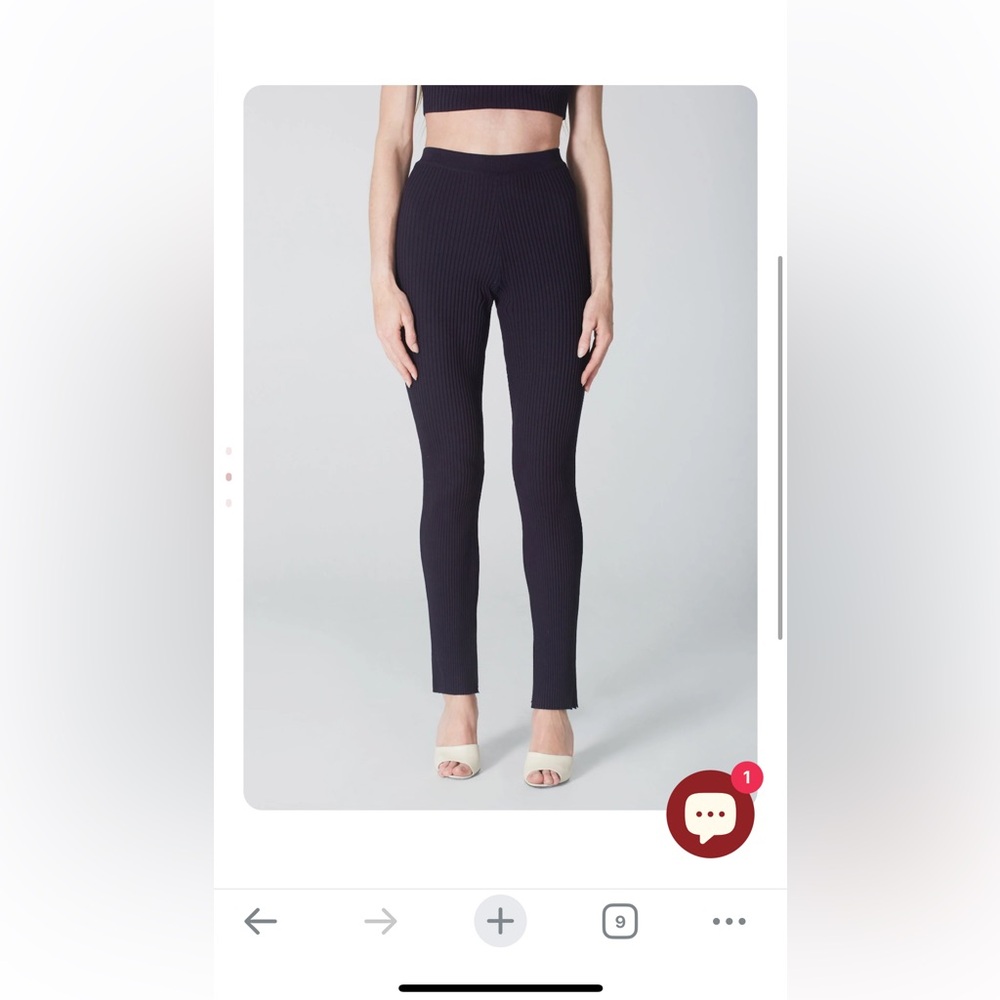 Split hem leggings
